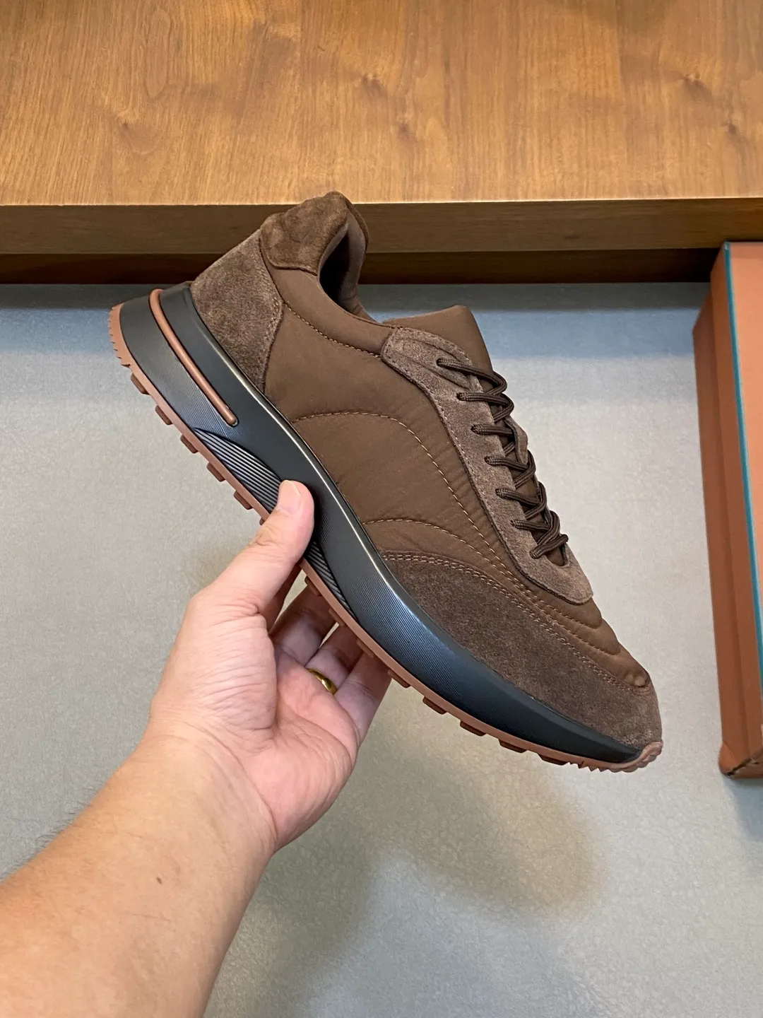 💰740 Loro Piana - Classic casual shoes, men's lace-up casual shoes and sneakers, high-quality lightweight and comfortable fabrics, suitable for outdoor leisure, the color scheme is young and energetic, and it looks great with sportswear or casual suits! Code number: 39-44 (38, 45, 46, can be customized